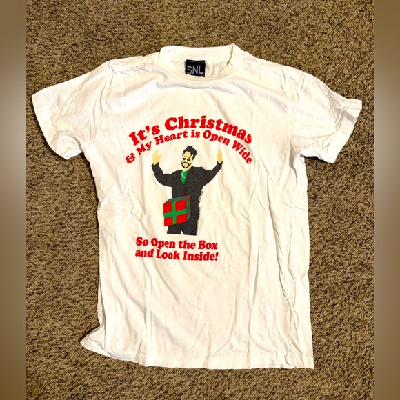 White SNL D*ck in a Box Christmas Graphic T-Shirt - Picture 1 of 3